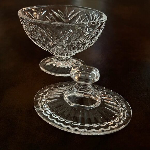 Vintage Shannon Crystal Footed Oval Cut Glass Candy Sugar Dish With Lid - Picture 11 of 11